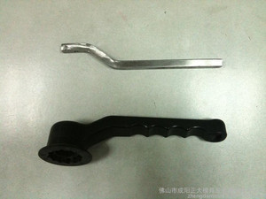 手柄五金嵌件定制加工 从模具到注塑的一站式解决方案